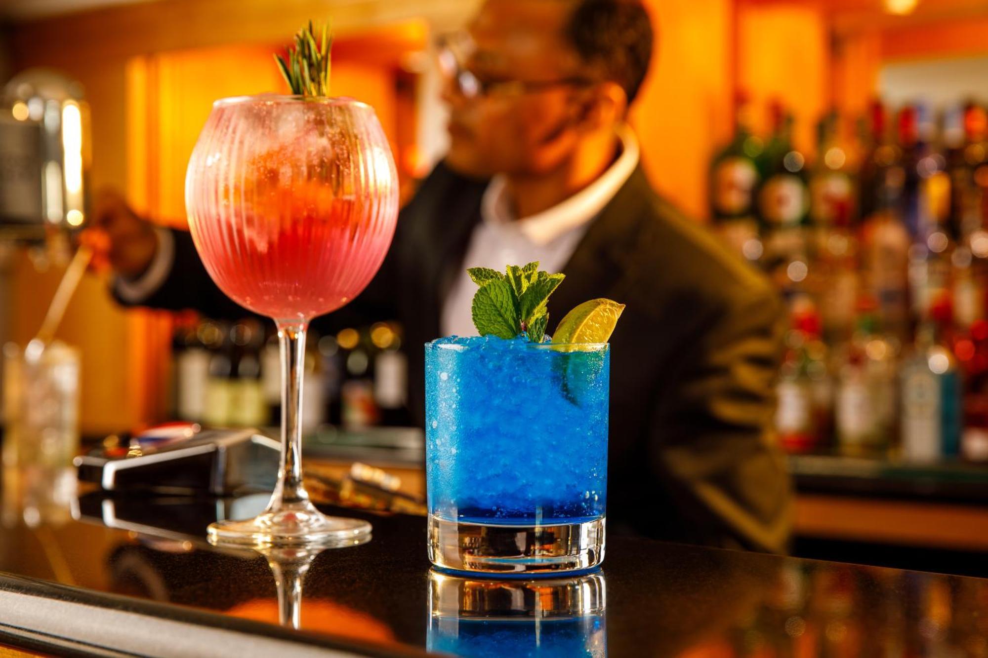 Sunday London Staines-Upon-Thames Heathrow T5 Hotell Eksteriør bilde